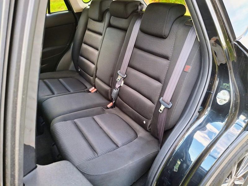 Mazda CX-5 2.0 benzin Rezervace - fotka 34 z 48