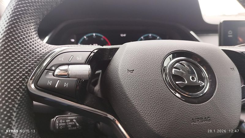 Škoda Octavia (2023) 2.0 TDi  4x4 - fotka 25 z 57
