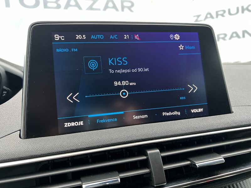 Peugeot 3008 (2021) 1.2PT 96kW! Full LED! Kamera! - fotka 26 z 36
