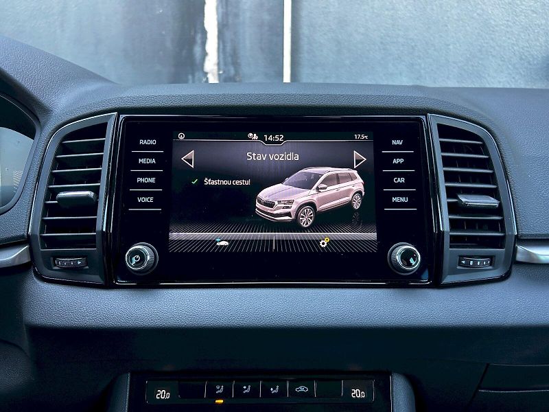 Škoda Karoq (2025) 1.5 TSI 110kW DSG Selection Va - fotka 14 z 34