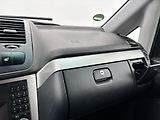 Mercedes-Benz Viano (2011) 3.0CDI V6 165KW Alu kola - náhled 24