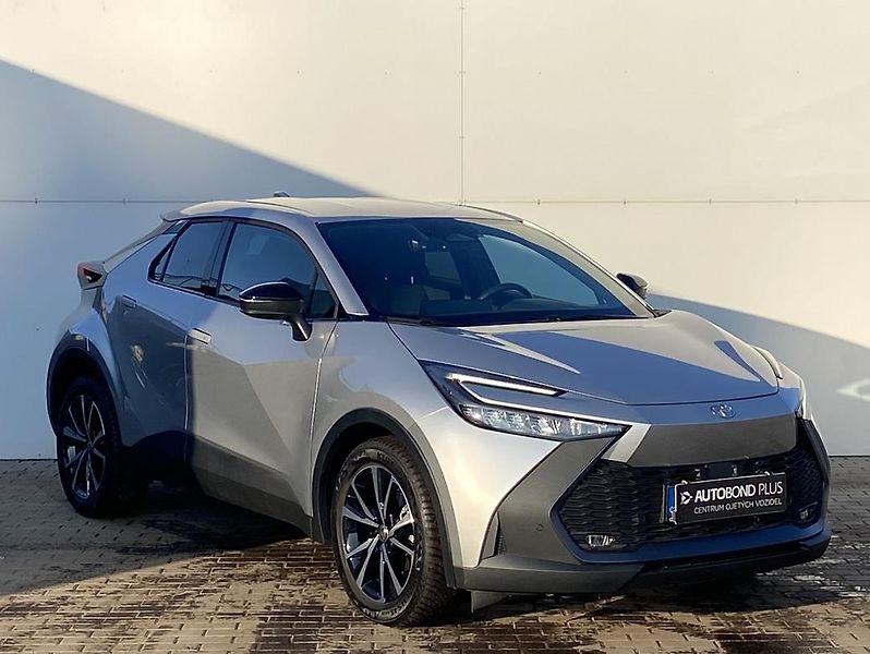 Toyota C-HR 2.0 HSD e-CVT Style - fotka 6 z 21