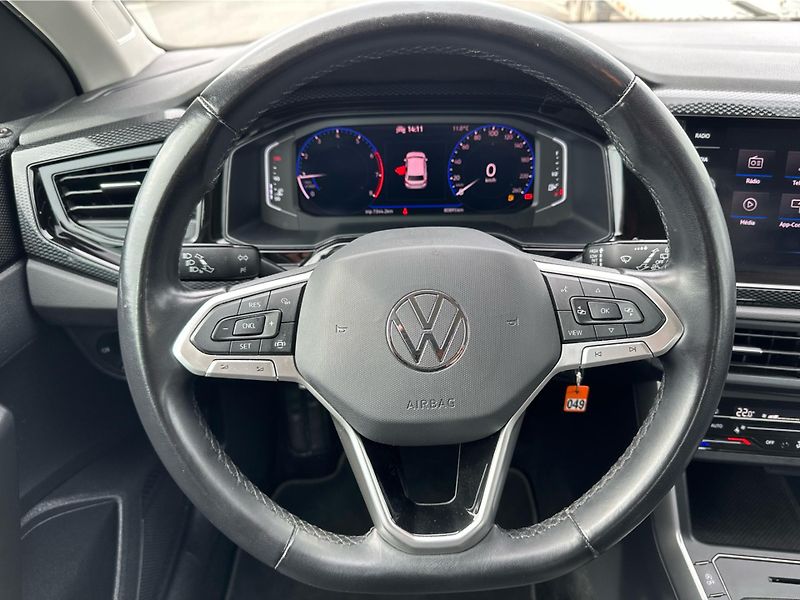 Volkswagen Polo Life 1.0 TSI 70kW MAN.5 - fotka 19 z 22