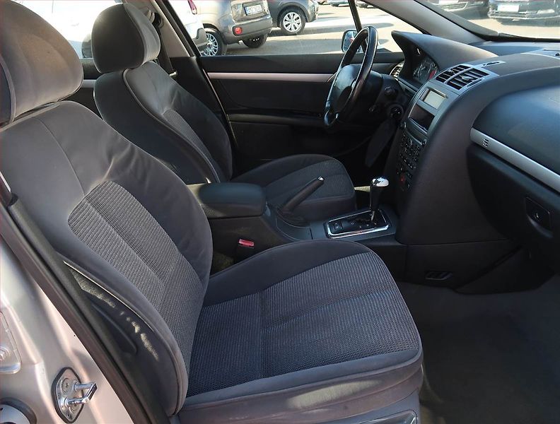 Peugeot 407 (2006) 2.0 16V, Automat, nová STK - fotka 9 z 18