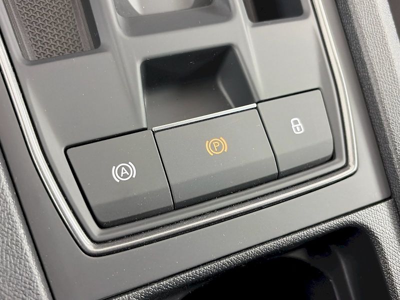 Cupra Leon (2024) VZ ST 2.0 TSI 221kW DSG - fotka 24 z 34