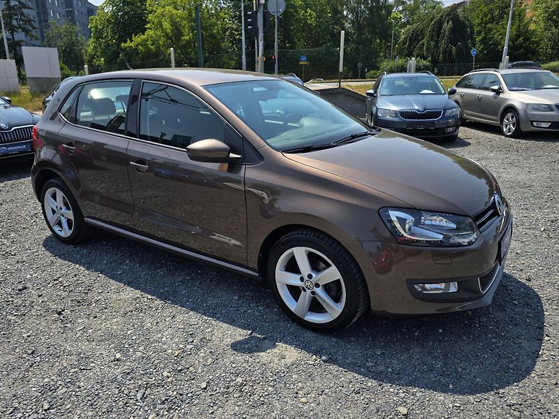 Volkswagen Polo 1.2 TSI 66 KW HIGHLINE - fotka 7 z 20