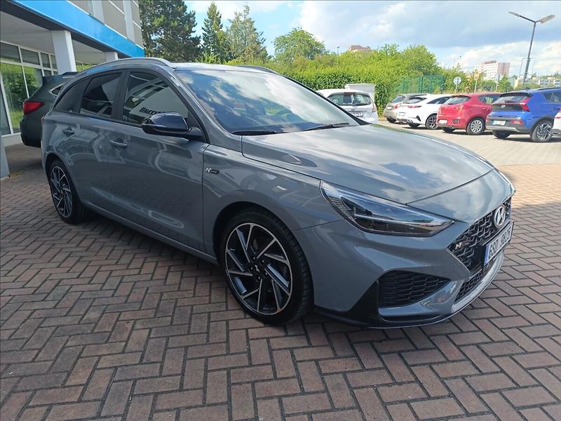 Hyundai i30 1,5 T-GDi, DCT N-Line Rezervac - fotka 4 z 22