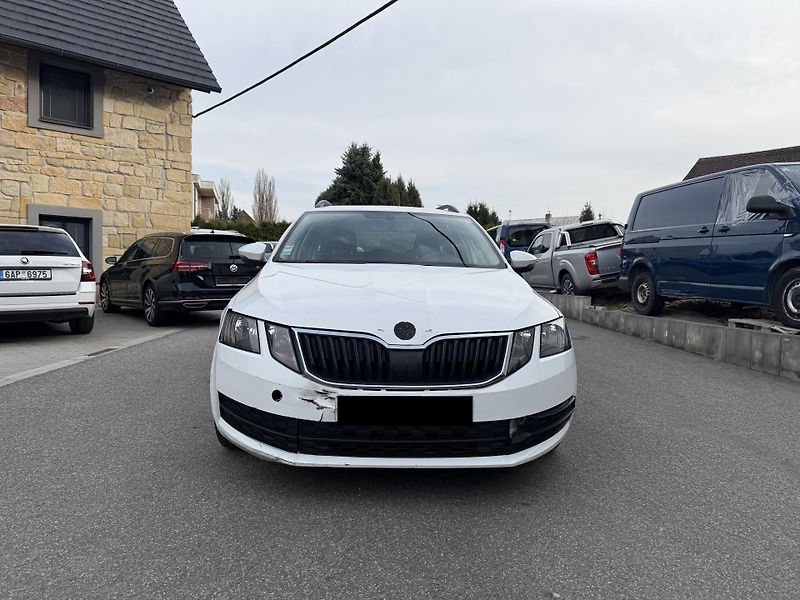 Škoda Octavia 1.6 TDI 85 kW - fotka 2 z 18
