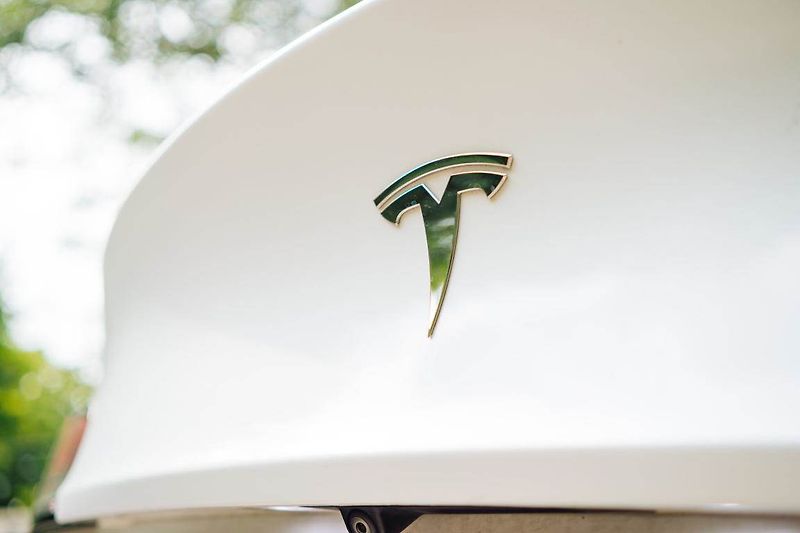 Tesla Model Y (2022) Long Range AWD 79kWh, SoH 91% - fotka 13 z 27