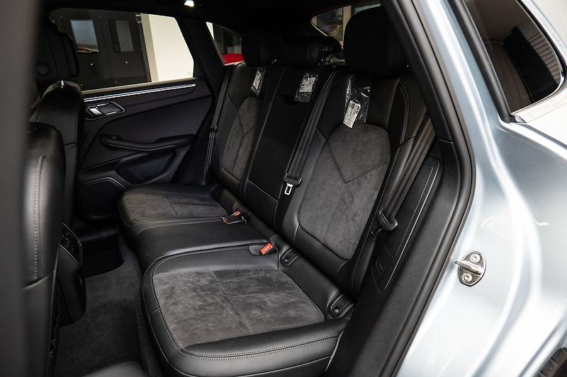 Porsche Macan LED/Pano - fotka 8 z 10