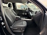 Mercedes-Benz GLB 180d - náhled 10