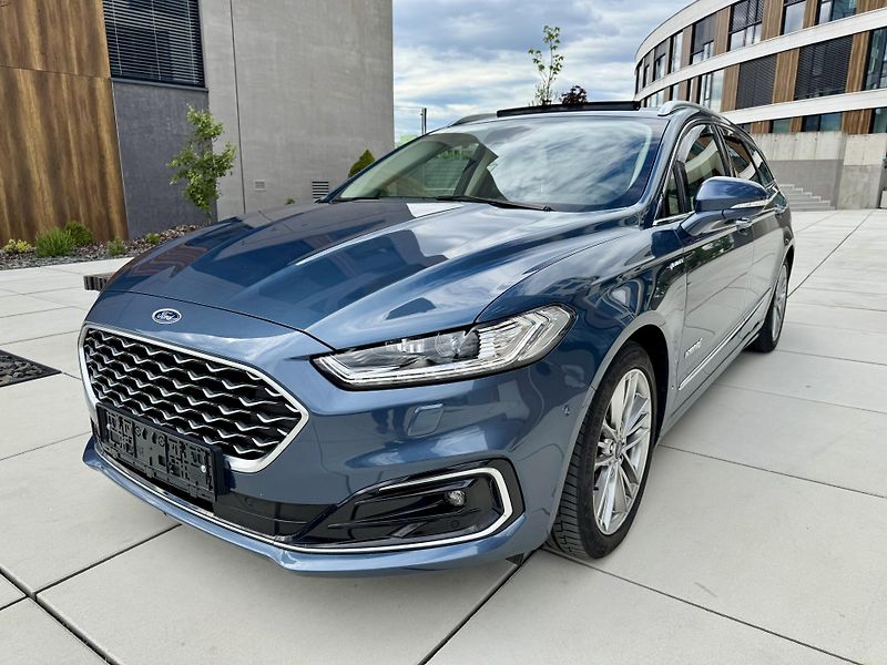 Ford Mondeo 2.0 Hybrid ecvT Aut Vignale P - fotka 9 z 37