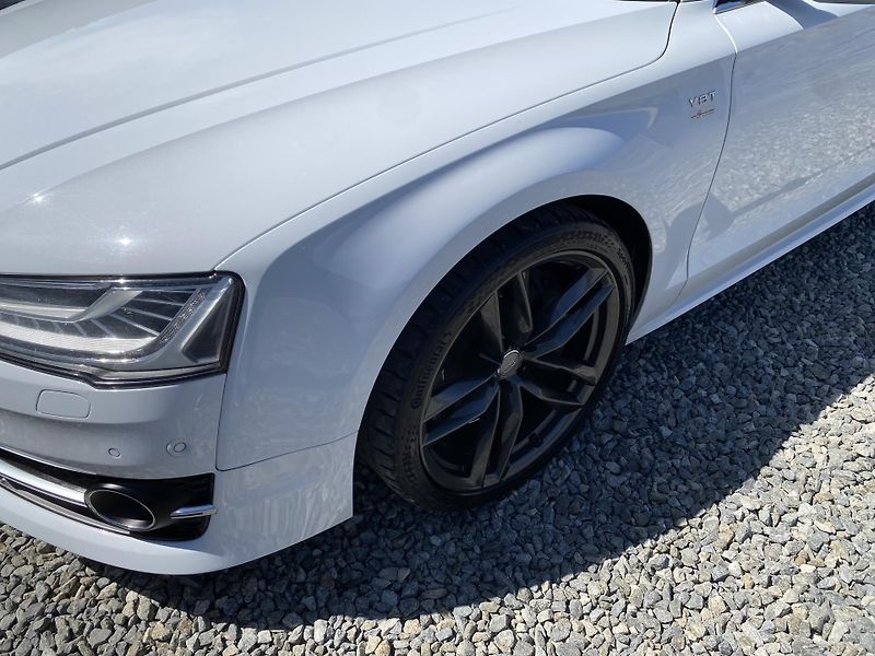Audi A8 S8 4.0i V8 520PS CZ DPH EXTRA! - fotka 17 z 176