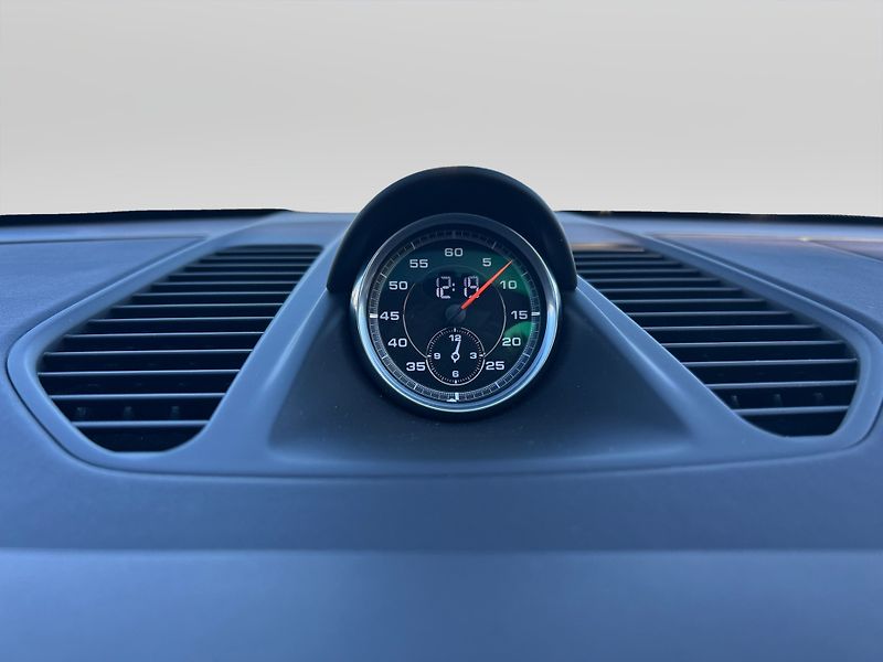 Porsche 911 4S - fotka 28 z 30