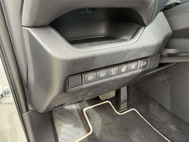 Toyota RAV4 2.5 HSD e-CVT AWD Executive Sk - fotka 14 z 30