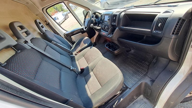 Peugeot Boxer 2.0 HDI L4H2 120 KW NAVI - fotka 7 z 20