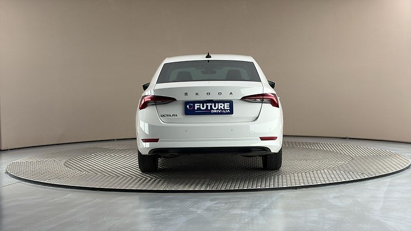 Škoda Octavia 2.0 TDI DSG Style - fotka 5 z 27