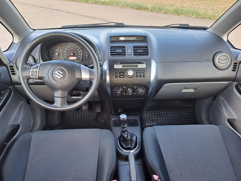 Suzuki SX4 (2008) 1.9 DDiS 2xKOLA, PĚKNÝ STAV - fotka 17 z 33
