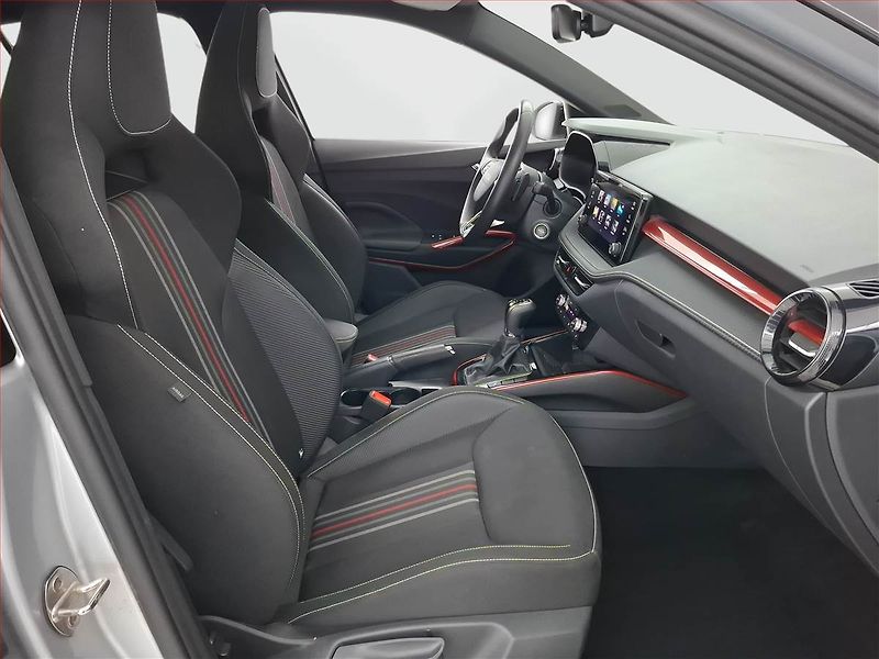 Škoda Fabia (2025) 1.0 TSI, Monte Carlo, FullLed - fotka 9 z 22