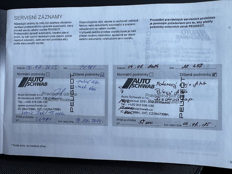 Peugeot 2008 1,2 i ALLURE DPH 1.maj původČR - fotka 48 z 50