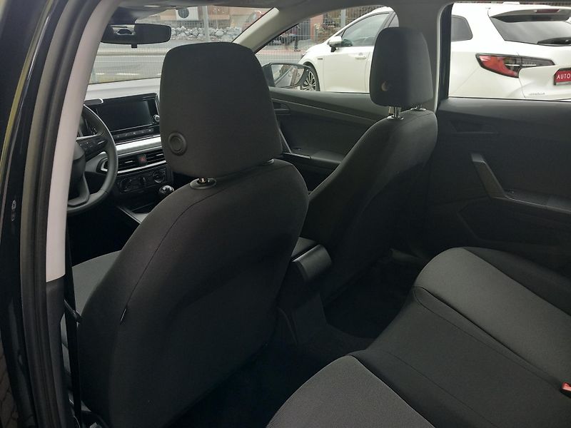 Seat Ibiza (2022) 1.MAJ. SERVISKA  ODPOČET ! - fotka 15 z 42
