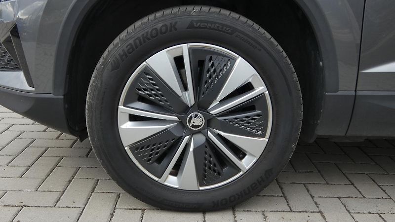 Škoda Karoq 2.0 TDI 110 kW Style 4x4 DSG - fotka 23 z 24
