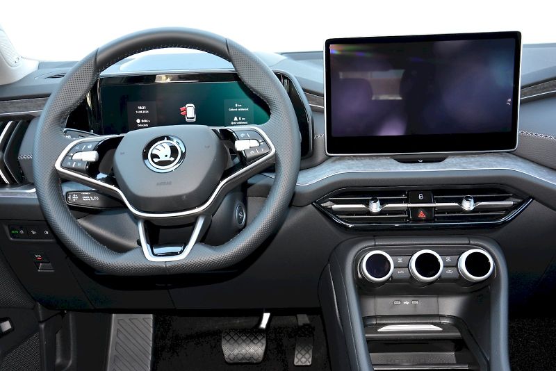 Škoda Kodiaq (2024) Exclusive Selection 2,0 TDI 14 - fotka 14 z 21