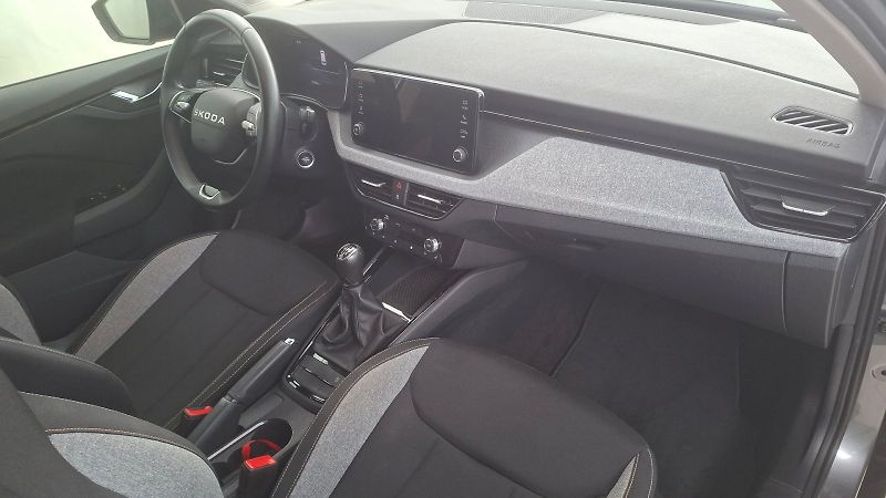 Škoda Kamiq (2025) SELEC TSI 85/1.0 M6F - fotka 14 z 23