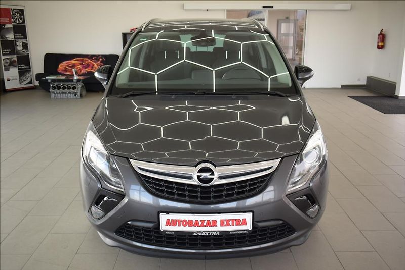 Opel Zafira 2,0 CTDi,7-míst,Nav,Innovation - fotka 2 z 27
