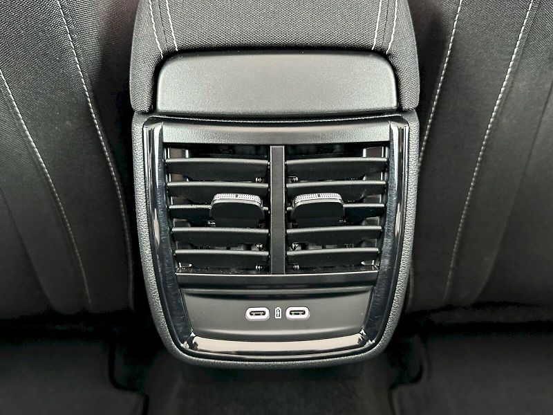 Škoda Kamiq (2025) DSG 1.0TSI 85kW Monte Carlo - fotka 28 z 32