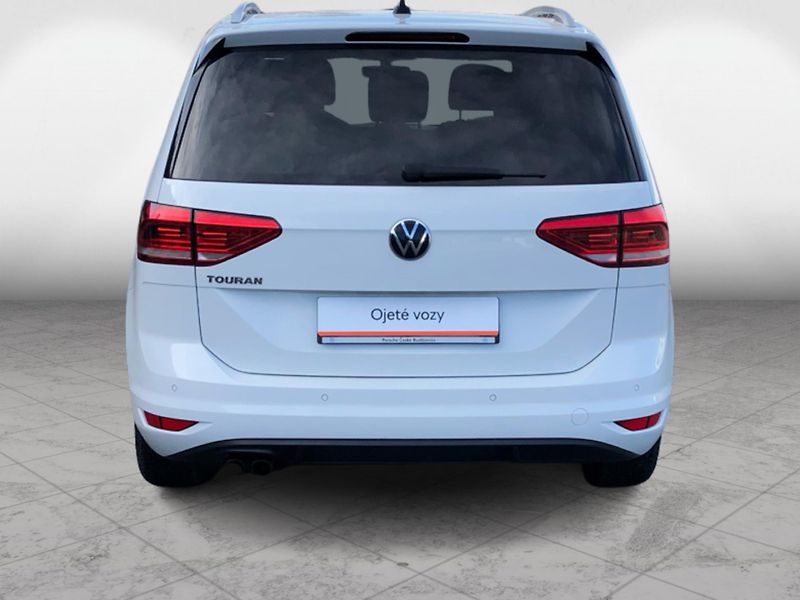 Volkswagen Touran 2.0 TDI  7DSG Highline - fotka 9 z 30