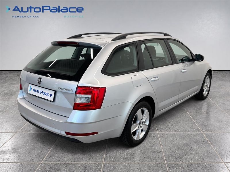 Škoda Octavia 1,6 TDI 85 KW, AMBITION - fotka 5 z 13