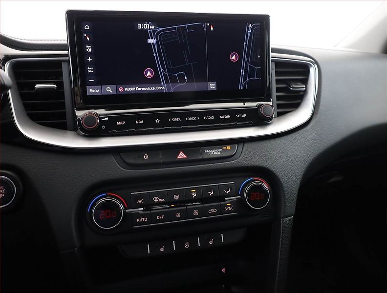 Kia Ceed (2022) Top 1.5 T-GDI - fotka 10 z 21