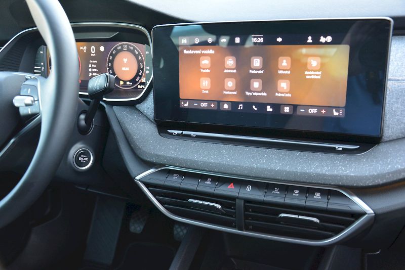 Škoda Octavia (2025) Combi 1.5 TSI 110 kW TOP Selec - fotka 23 z 26