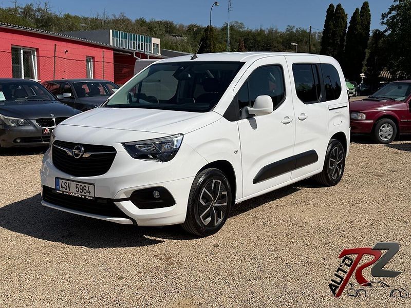 Opel Combo 1.2TURBO 81KW*TOP VÝBAVA- ZADA - fotografie inzerátu