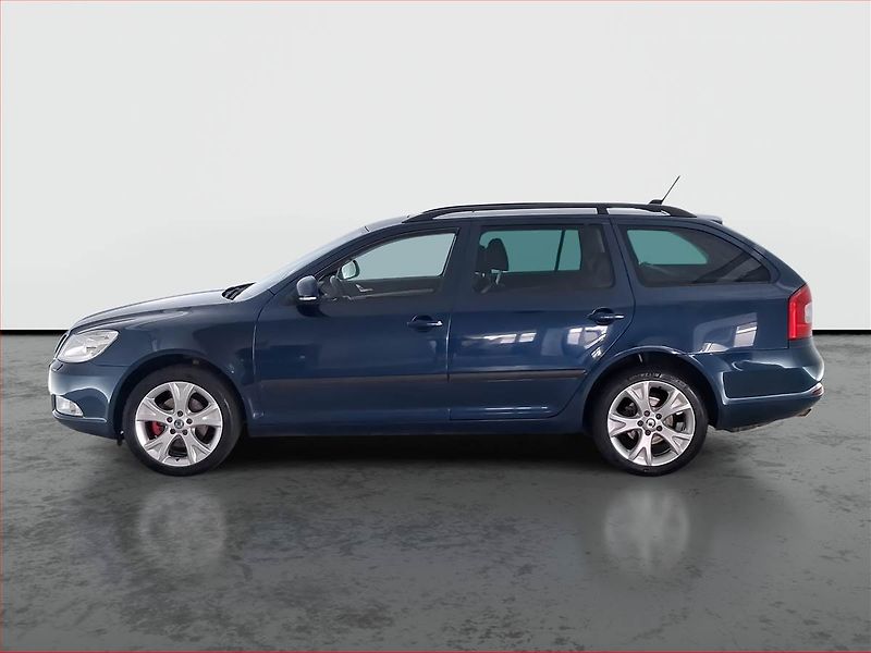 Škoda Octavia (2012) 2.0 TDI, 4X4, Navi, Xenony - fotka 3 z 20