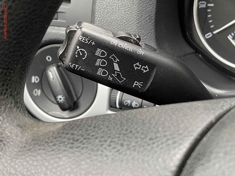 Škoda Octavia (2011) 1.4 TSi, Ambition, +kola - fotka 13 z 18
