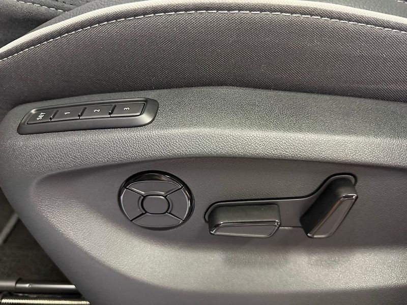 Škoda Kodiaq 2.0TDI DSG 4X4 SPORTLINE, WEBA - fotka 25 z 33