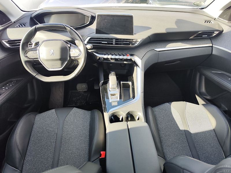 Peugeot 3008 1.5 BlueHDi/96kW Allure S&S AT - fotka 12 z 36