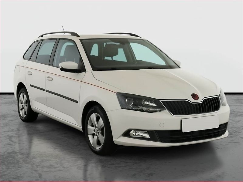 Škoda Fabia (2017) 1.2 TSI, Park. senzory - fotografie inzerátu
