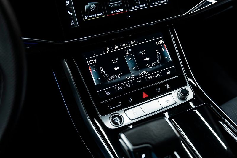 Audi Q8 - fotka 12 z 22