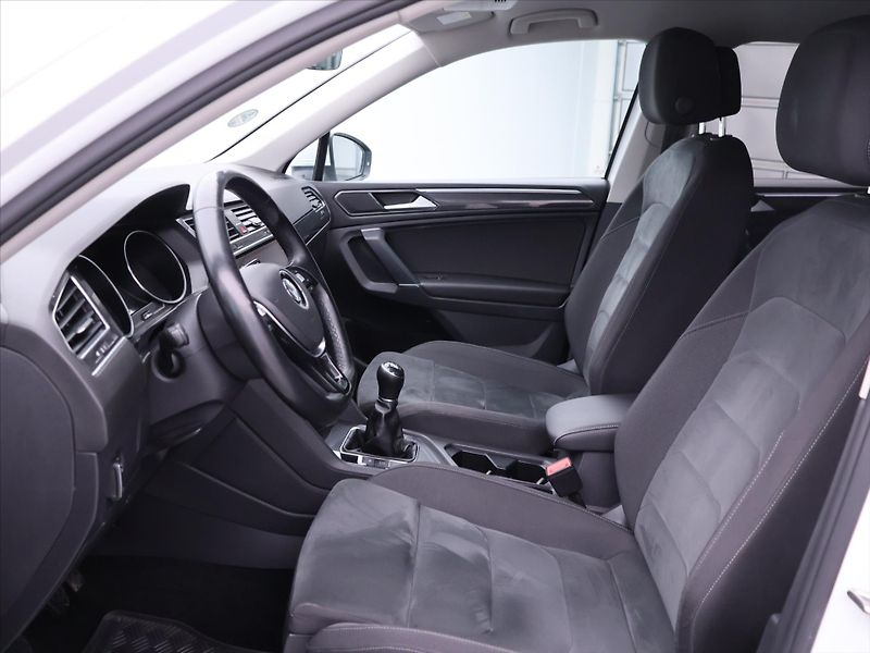 Volkswagen Tiguan Allspace 2,0 TDI 110kW CZ DPH - fotka 12 z 30