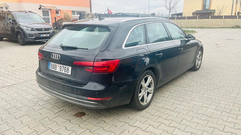 Audi A4 (2016) Avant 2,0 TDi - fotka 4 z 19
