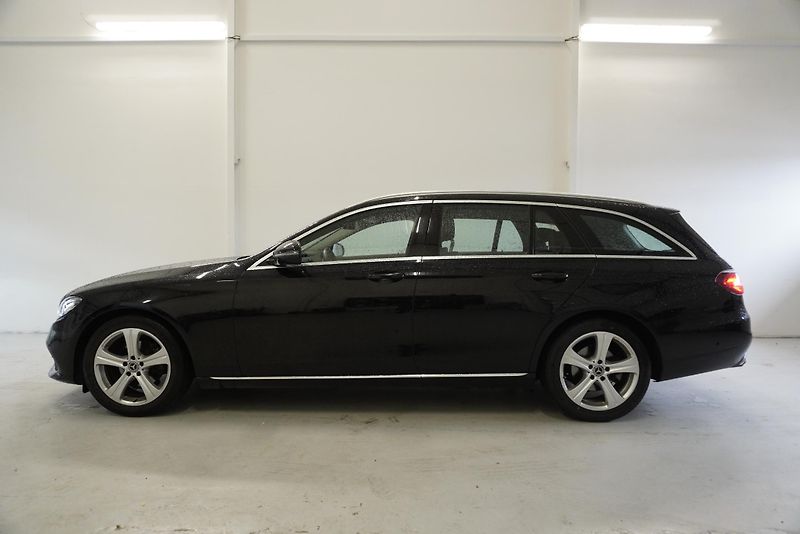 Mercedes-Benz Třídy E (2017) E220D AUTOMAT - fotka 6 z 38