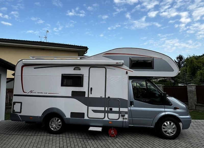 Bürstner Ostatní (2008) Bürstner Nexxo Family A 648  - fotka 2 z 17