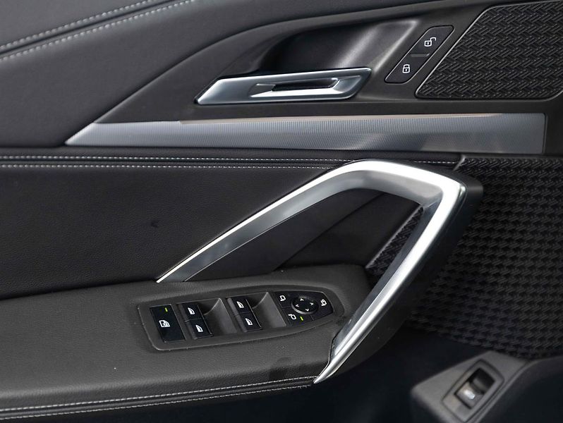 BMW X1 sDrive18d - fotka 17 z 21