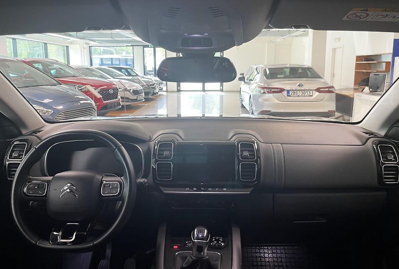 Citroën C5 Aircross 1.5 BlueHDI 130 FEEL PACK, ČR - fotka 13 z 30