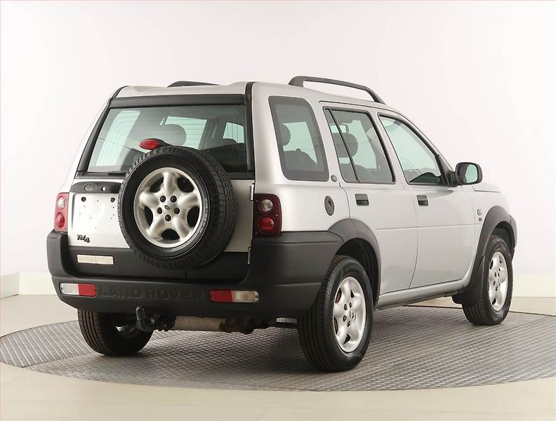 Land Rover Freelander (2003) 2.0 TD4, 4X4, Tažné - fotka 5 z 18
