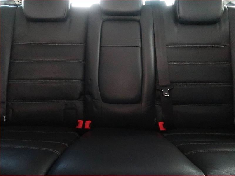 Ford Kuga (2009) 2.0 TDCi, po STK, Tažné - fotka 10 z 17