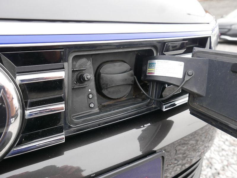 Volkswagen Passat 1,4 TSI GTE REZERVACE - fotka 6 z 44